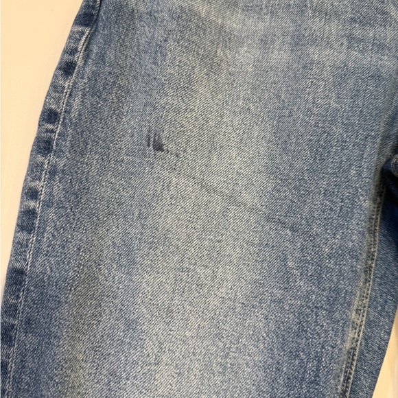American Eagle Outfitters Women's Blue Distressed Jeans size 2 regular - Picture 3 of 8